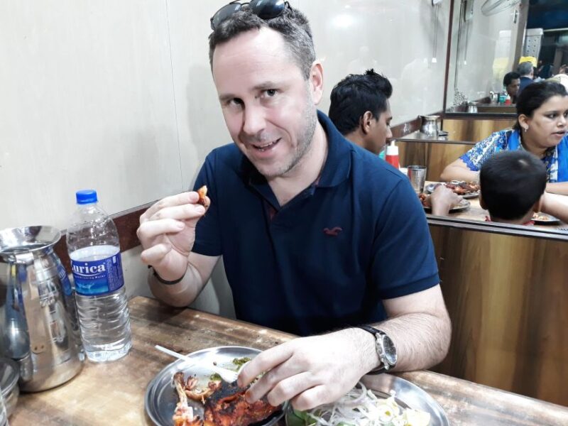 Mumbai Street Food Tour With Sun Set View - Local Interaction and Insights