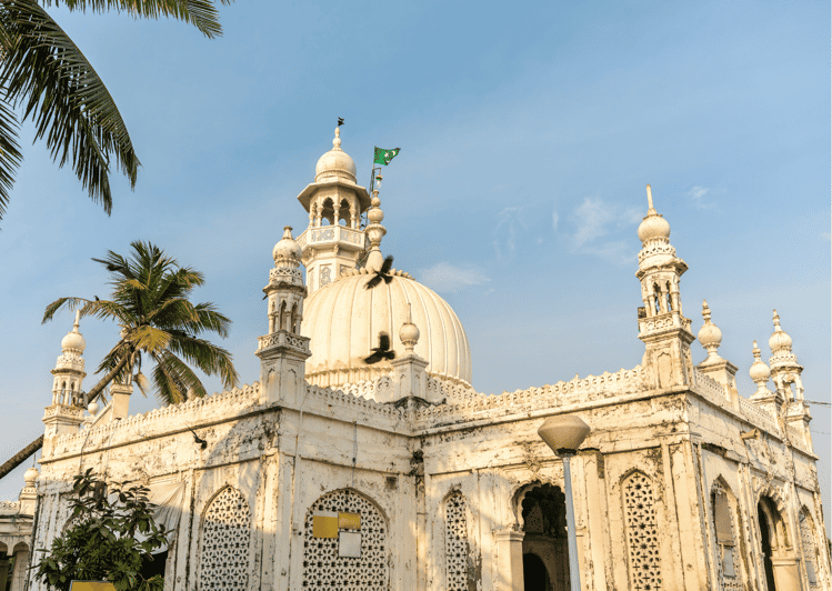 Mumbai: Temples and Shrines Guided Walking Tour - Itinerary Highlights