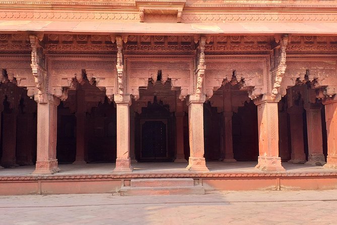 Mumbai to Agra Same Day Taj Mahal Trip With Return Flights - Review Highlights