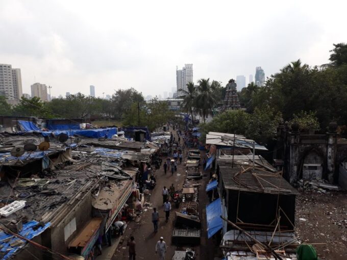 Mumbai: Walking Tour of Dharavi Slum - Art and Culture