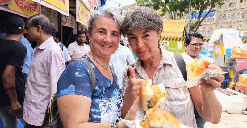 Mumbai Walking Tour With Local Snacks - Tour Experience