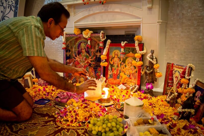 Mumbais Festival Experience: An Exclusive Festival Tour - Key Points
