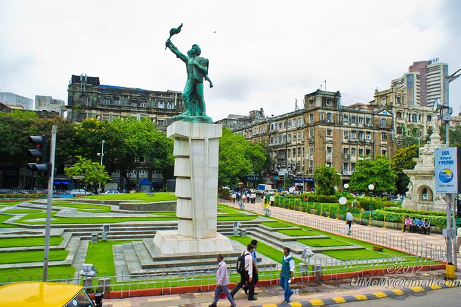 Mumbais Historical Architecture: A Self-Guided Audio Tour - Insights From a First-Time Audio Tour
