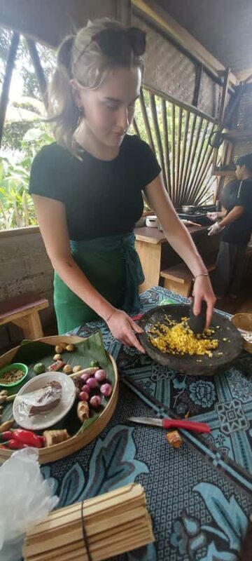 Munduk Balinese Cooking Class lunch/Dinner at a Local Home - Key Points