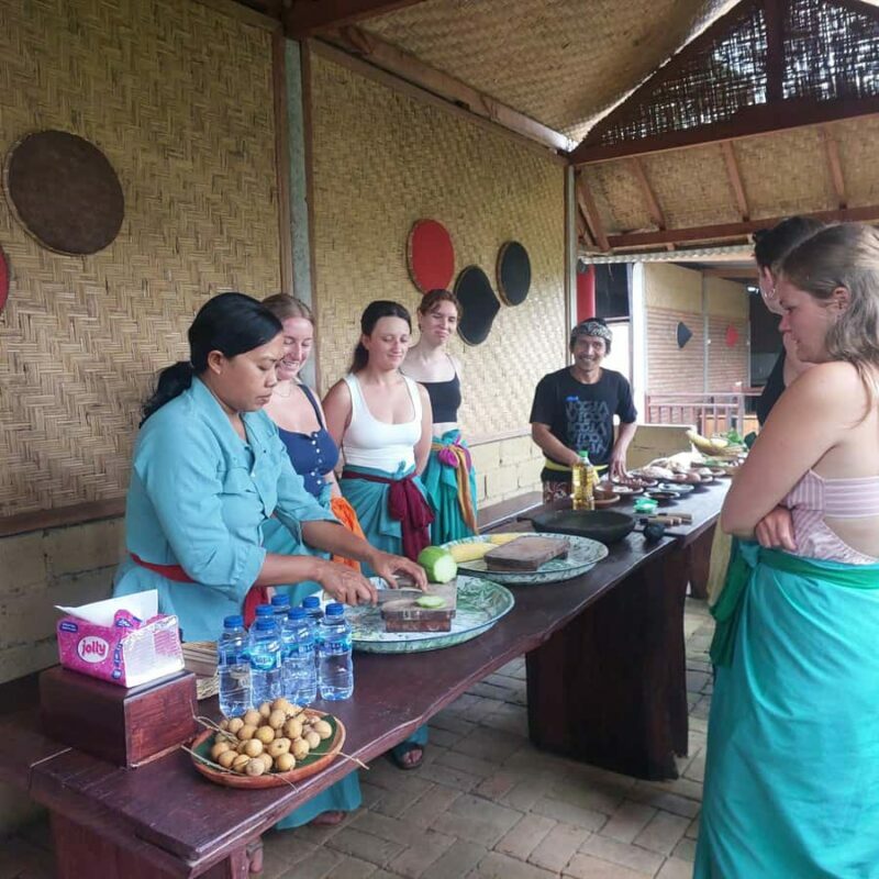 Munduk Balinese Cooking Class lunch/Dinner at a Local Home - Who Will Love This Experience?