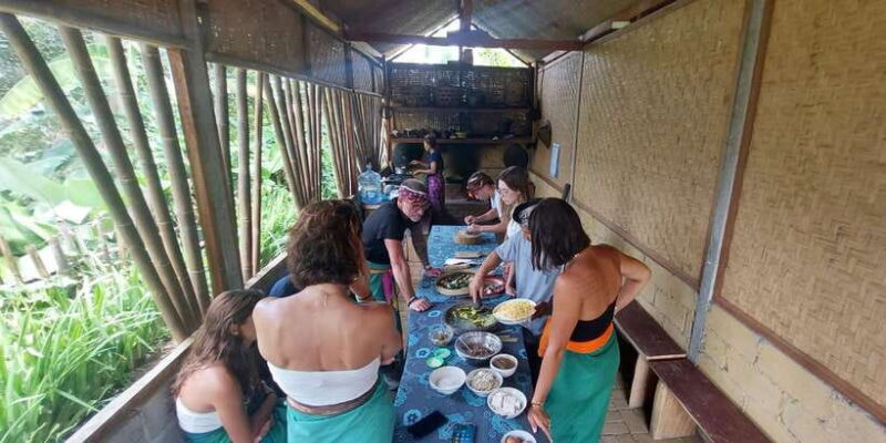 Munduk: Balinese Cooking Class With Dinner at a Local Home - Customer Reviews