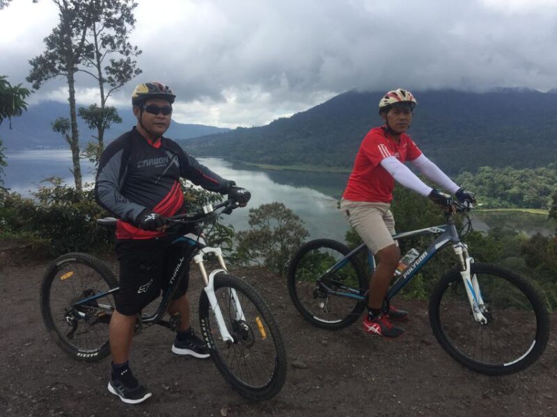 Munduk: Cycling Around Tamblingan, Infinity Pool & Waterfall - Cycling Experience