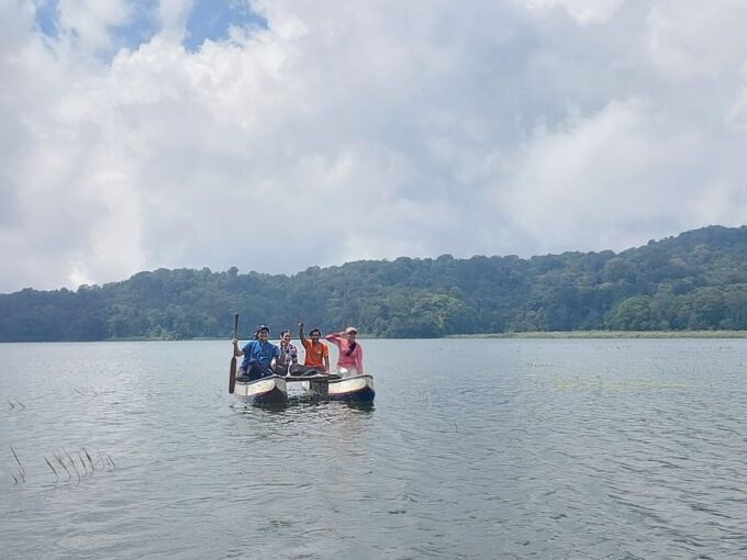 Munduk : Jungle Trekking,Canoeing,Waterfall &Authentic Lunch - Getting There