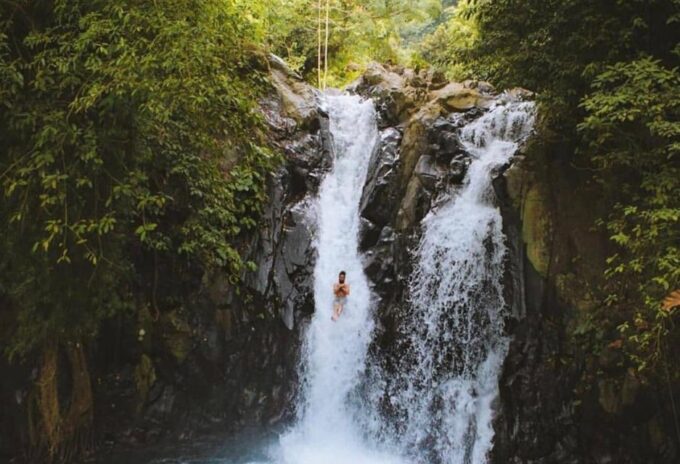 Munduk/Lovina: Waterfall, Snorkeling & Dolphin Watching Tour - Frequently Asked Questions