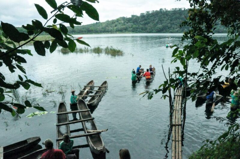 Munduk : Rainforest Tamblingan Lake Trekking & Canoeing - Temple Visit