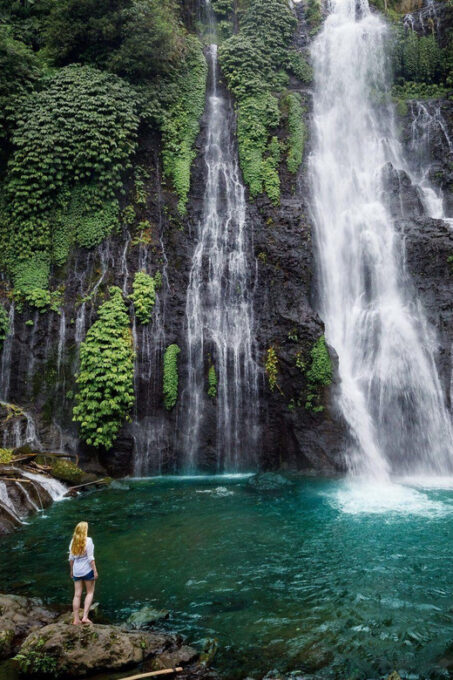 Munduk: Twin Lakes Jungle Hike With Lake Canoe and Waterfall - Hotel Pickup and Drop-off