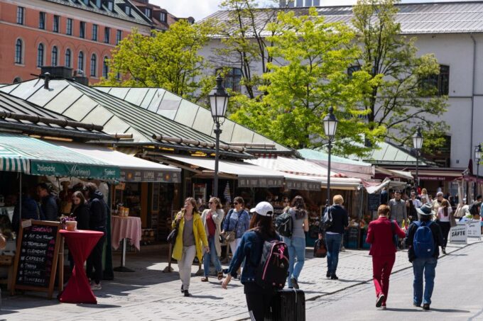Munich: 24-Hour Big Bus Hop-On Hop-Off City Highlights Tour - Flexibility and Convenience