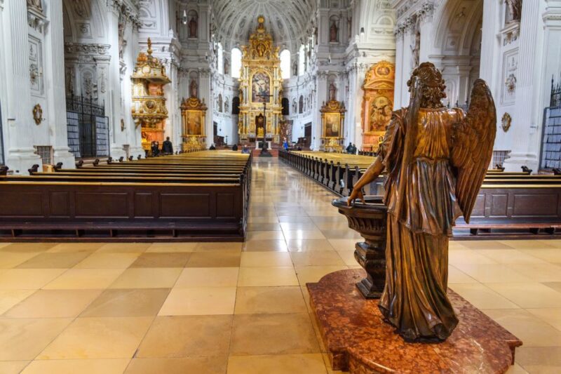Munich: Alte Pinakothek and Old Town Private Walking Tour - Booking and Cancellation
