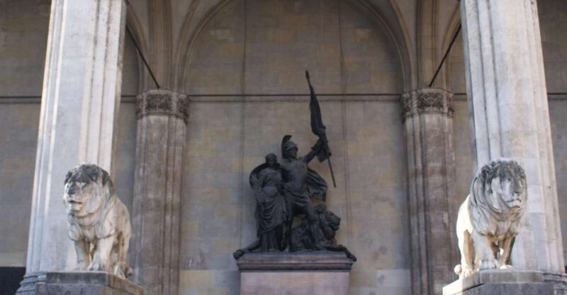Munich and Nazi History Combination Day Tour - Itinerary Details