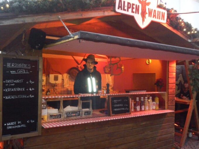Munich: Christmas Market Tour With Mulled Wine - Frequently Asked Questions