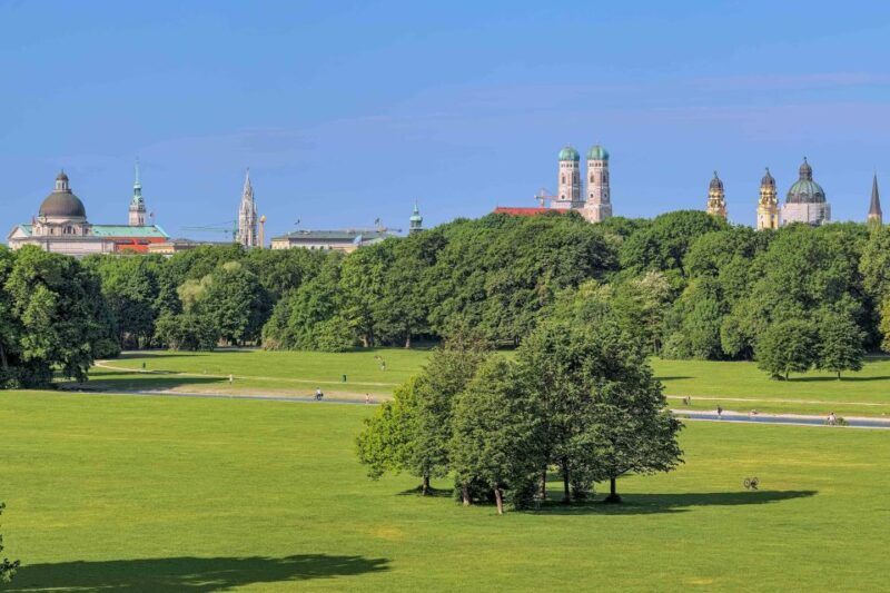 Munich City: Marienplatz and English Garden Walking Tour - Frauenkirche and Munich Residenz