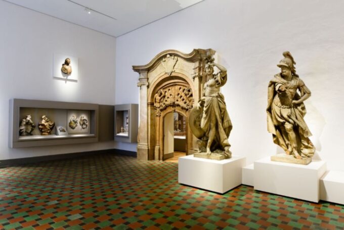 Munich: City Pass 45+ Top Attractions and Public Transport - Reservation and Cancellation Policy