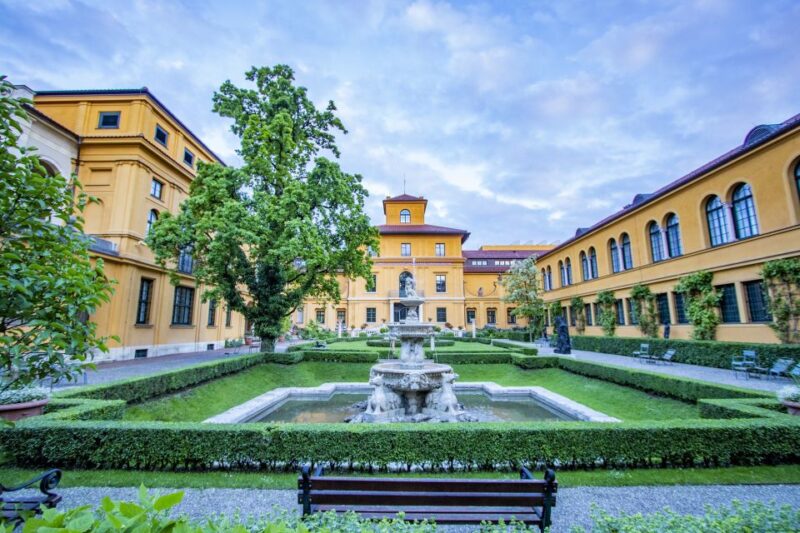 Munich: Express Walk With a Local in 90 Minutes - Personalized Recommendations