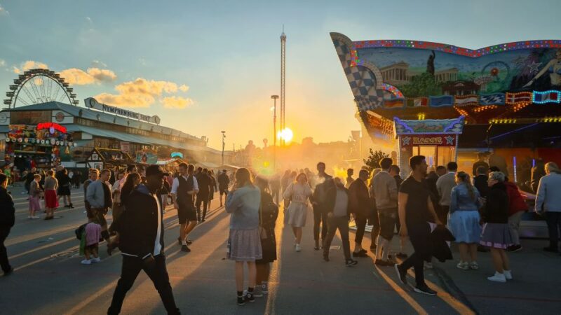 Munich: Guided Oktoberfest Experience With Beer and Lunch - Key Points