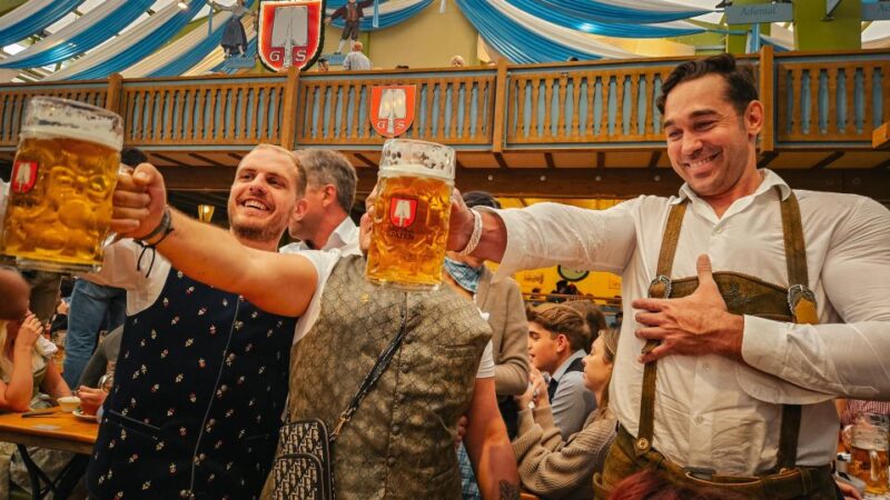 Munich: Guided Oktoberfest Experience With Beer and Lunch - Itinerary Highlights