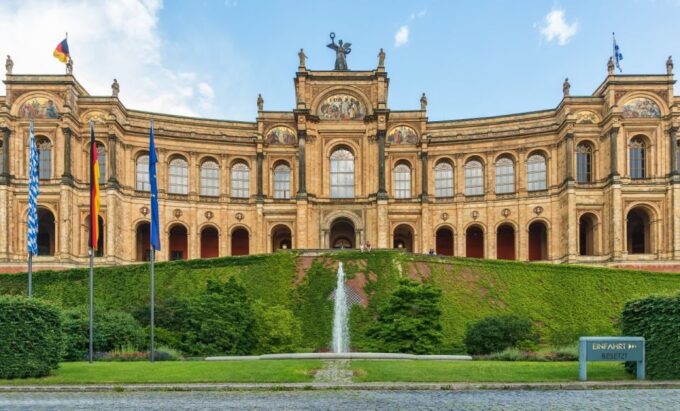 Munich: Highlights Private Bike Tour With Licensed Guide - Cancellation Policy