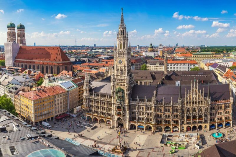 Munich: Highlights Self-Guided Scavenger Hunt and Tour - Solving Intriguing Riddles