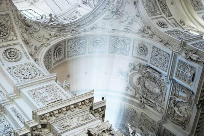 Munich History and Architecture In-App Audio Walk (ENG) - Marian Column and Bronze Sculptures