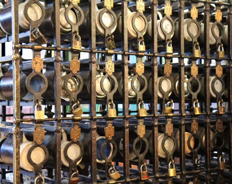 Munich: Hofbräuhaus Guided Tour With 1 Beer - Exclusive Visit to the Ballroom