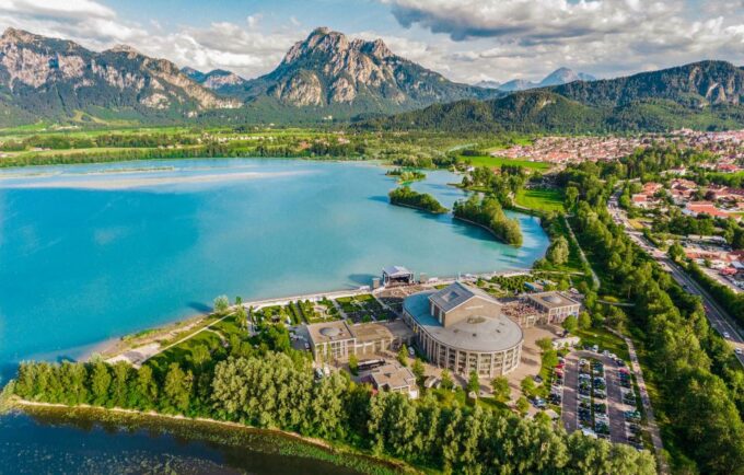 Munich: King Ludwigs Bavarian Castles Day Tour & Boat Ride - What to Bring