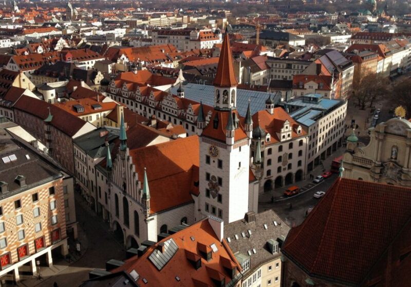 Munich: Must-See Landmarks & Attractions Self-Guided Tour - Outdoor Activity and Flexibility