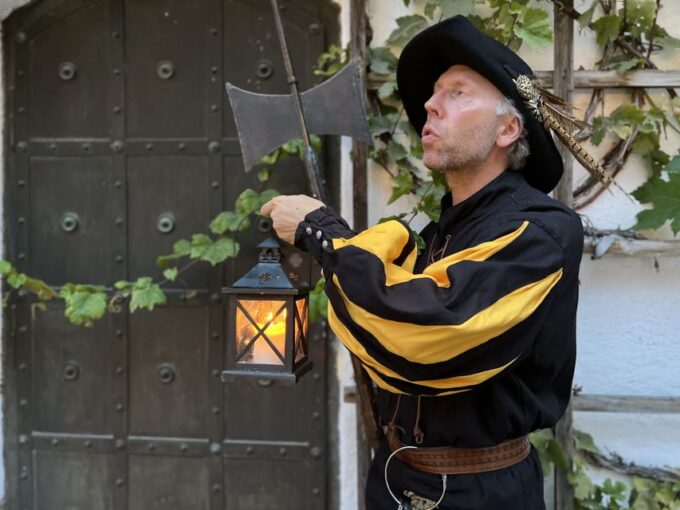 Munich: Night Watchman Old Town Walking Tour - Tour Duration and Language