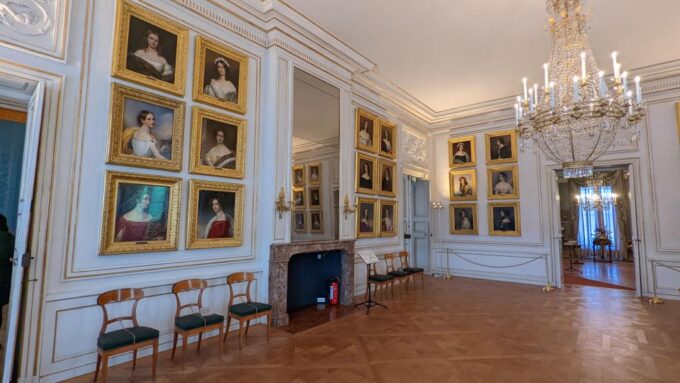 Munich: Nymphenburg Palace With Official Guide - Historical Wittelsbach Rulers