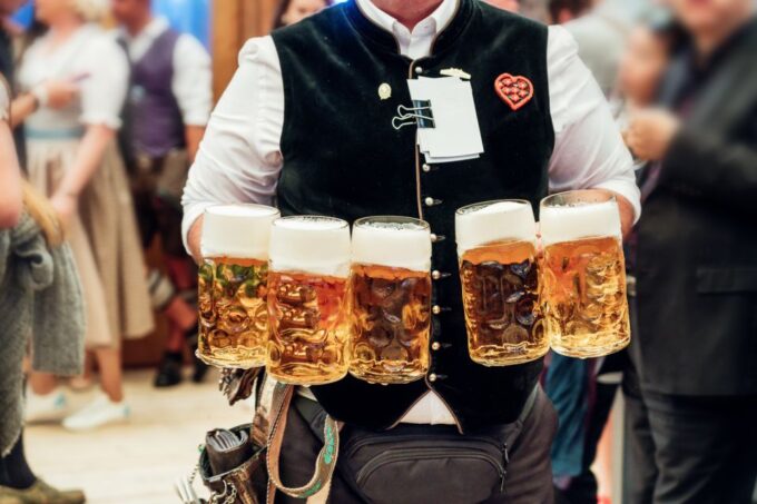 Munich: Oktoberfest Experience and Lunch in Tent - Explore the Iconic Event
