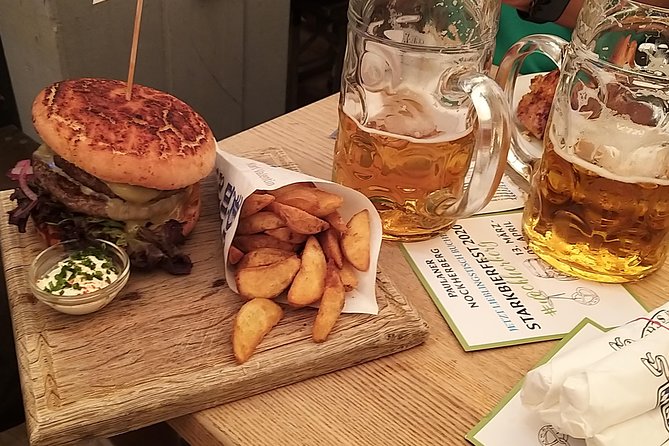 Munich Oktoberfest Guided Experience With Beer and Food - Tour Group Size
