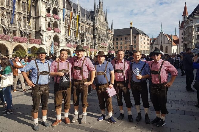 Munich Oktoberfest - Meet & Greet, Table, 2L Beer & Chicken - Key Points