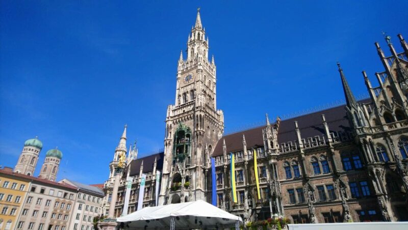Munich: Old Town Guided Walking Tour With Lunch Stop - Experience Highlights