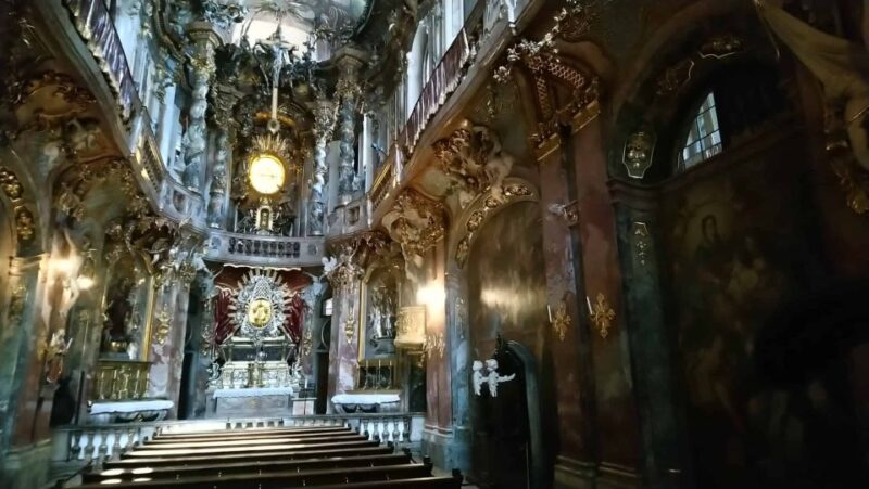 Munich: Old Town Guided Walking Tour With Lunch Stop - Customer Feedback