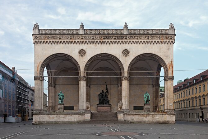 Munich: Old Town Highlights Private Walking Tour - Exploring Old Towns Architecture