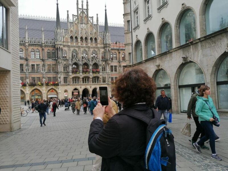 Munich: Old Town Walking Tour Audio Guide - Tour Features