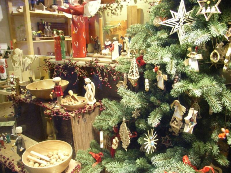 Munich: Private Christmas Market Tour - Guided Tour Details