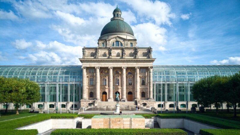 Munich: Private Guided Walking Tour With Residenz Museum - Residenz Palace Highlights