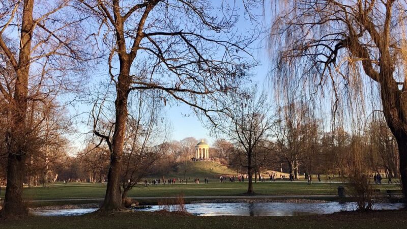 Munich: Private Half-Day Guided Walking Tour - Tour Highlights and Experience