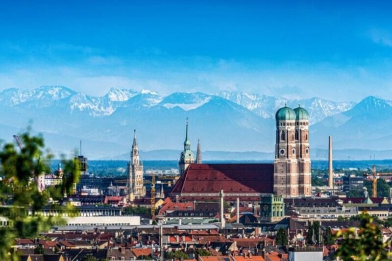 Munich : Private Walking Tour With a Guide (Private Tour) - Key Points