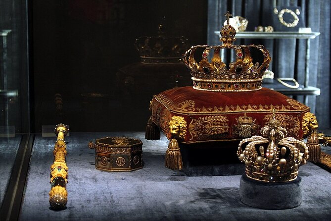Munich Residenz Palace, Museum and Treasury Private Tour - Meeting and Pickup Details