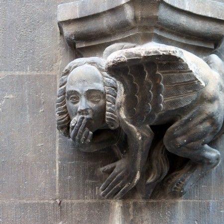 Munich: Spooky Tour of Old Town in English - Booking and Pricing Information
