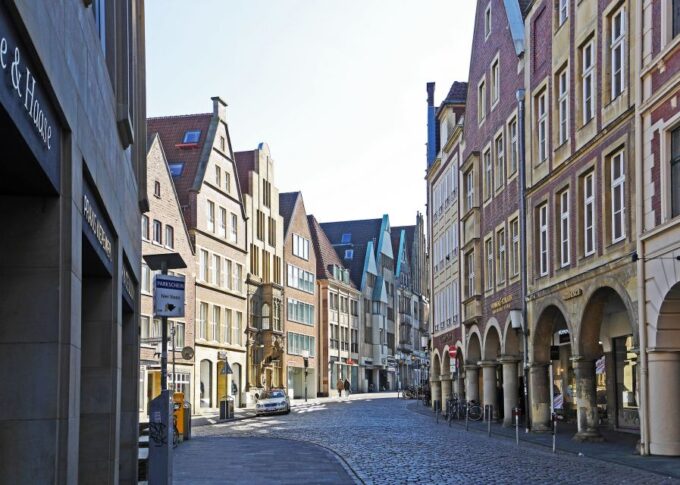 Münster Old Town: Outdoor Escape Game - Frequently Asked Questions
