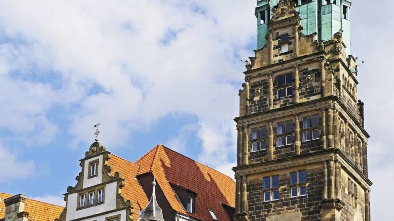 Münster: Self-Guided Journey Through the City's History - Varied Stories and Narratives