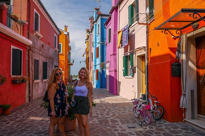 Murano & Burano Islands Guided Small-Group Tour by Private Boat - Lace Making in Burano