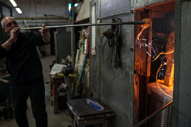 Murano Glass Experience With a Visit to a Burano Lace Island - Transportation and Meeting Point