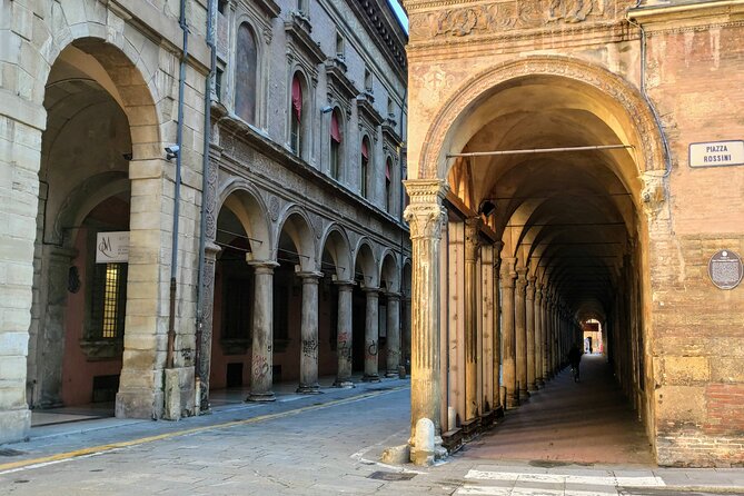 Murder Mystery in Bologna: Exploration Game and Tour - Special Offer and Pricing